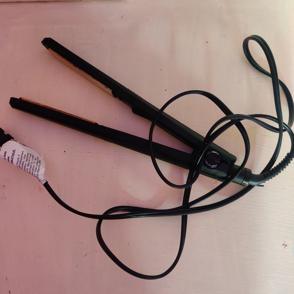 Revlon hair straightener